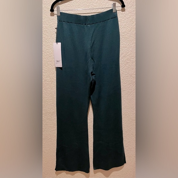 NWT Alo Yoga Knit High Waist Salana Wide Leg Pant Midnight Green Size S - Picture 10 of 16